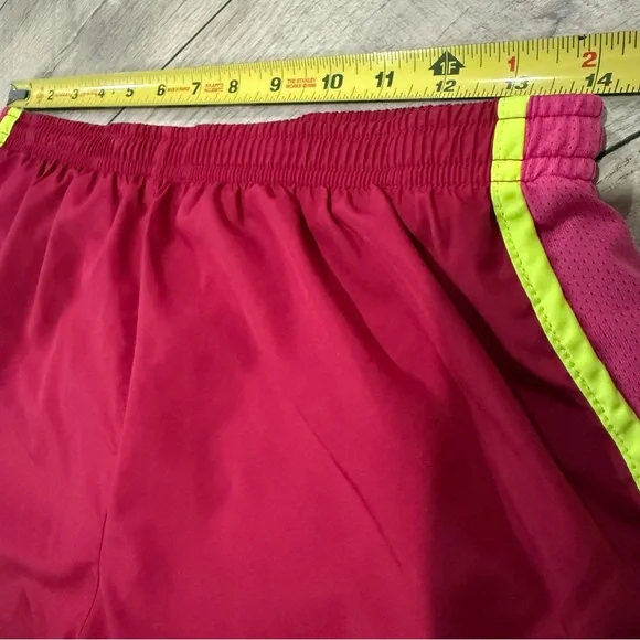 Nike Dri-Fit Women’s Running Shorts Liner Red Pink Yellow Size Large - Picture 3 of 9